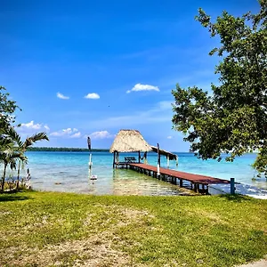 Сasa de vacaciones Hermosa Caribeña En La Laguna De, Bacalar